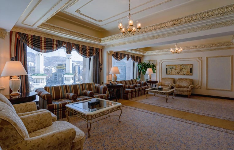 Luxury 5-star hotel suite near the Haram